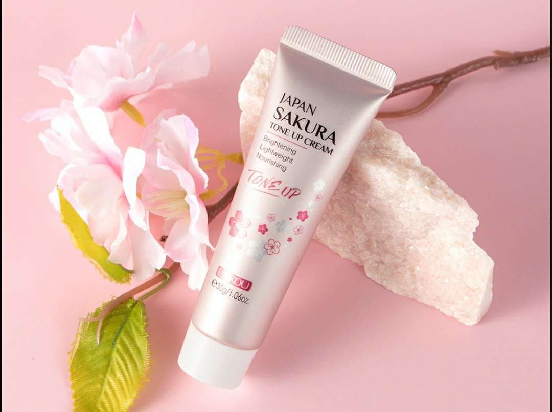 LAIKOU Japan Sakura Tone Up Cream (30g)