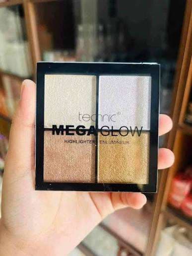 Technic Mega Glow Highlighter