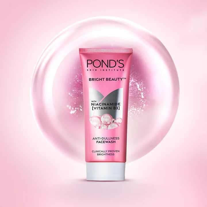 Pond's Bright Beauty Anti-Dullness Facewash with Niacinamide & Vitamin B3 - 100gm