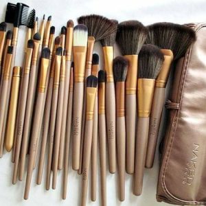 Naked3 Professional Makeup Brush Set - 32 Pcs Cloud Shop BD Cloudshopbd.com