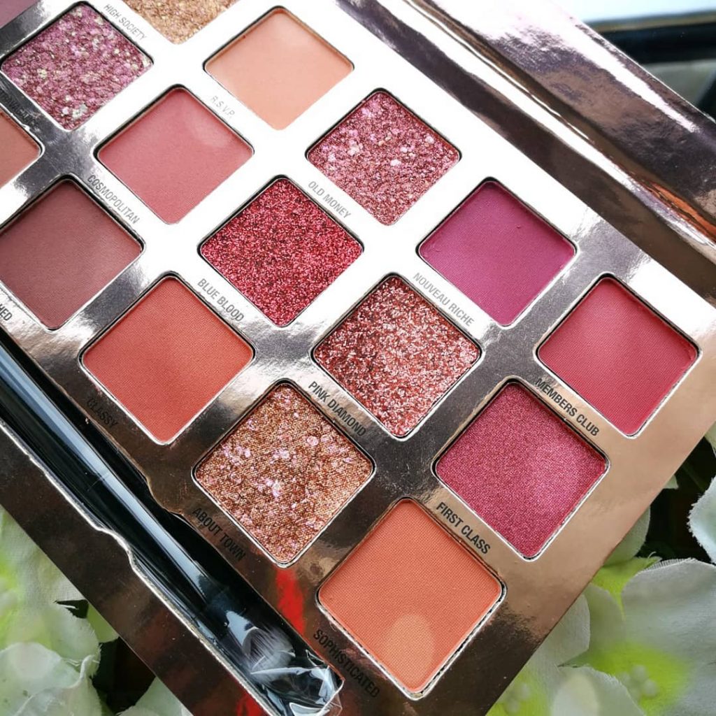 W7 Socialite Multi Textured Pressed Pigment Eyeshadow Palette