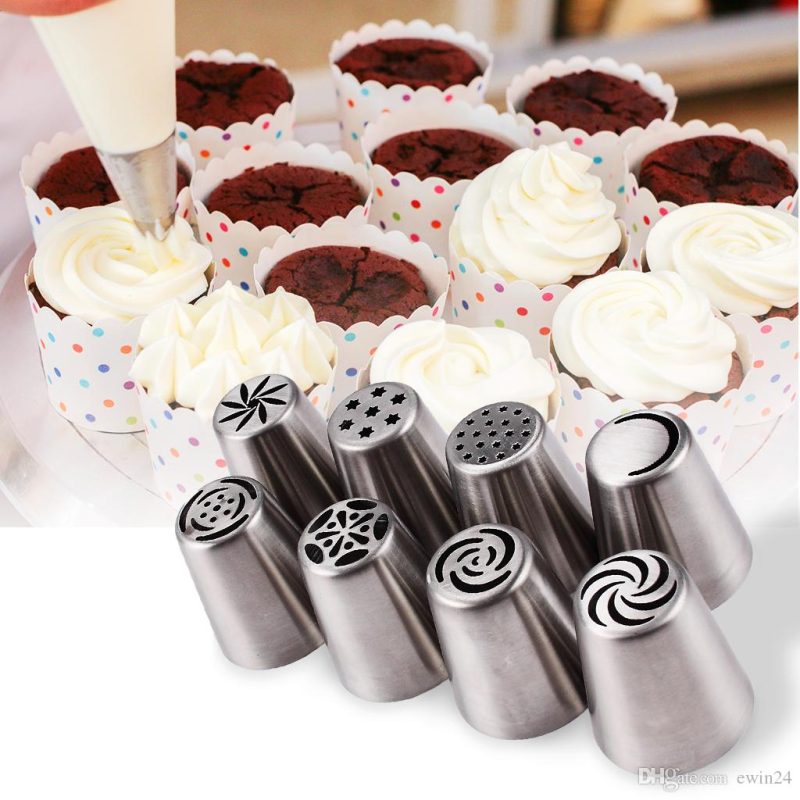 Stainless Steel 9 Pieces Cake Decoration Nozzle With Pipping Bag - Silver