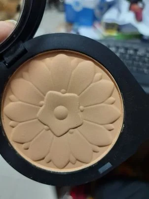 Miss Rose Compact Powder cloudshopbd 6953743331402