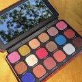 Revolution Forever Flawless Flamboyance Flamingo Eyeshadow Palette