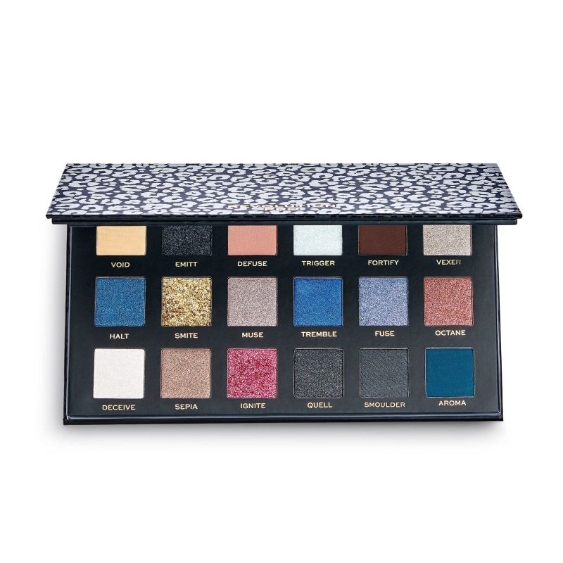 Revolution Pro New Neutrals Smoked Eyeshadow Palette