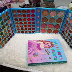 New Fasion Beauty I'm sweet 4 part eyeshadow palette Cloud Shop BD