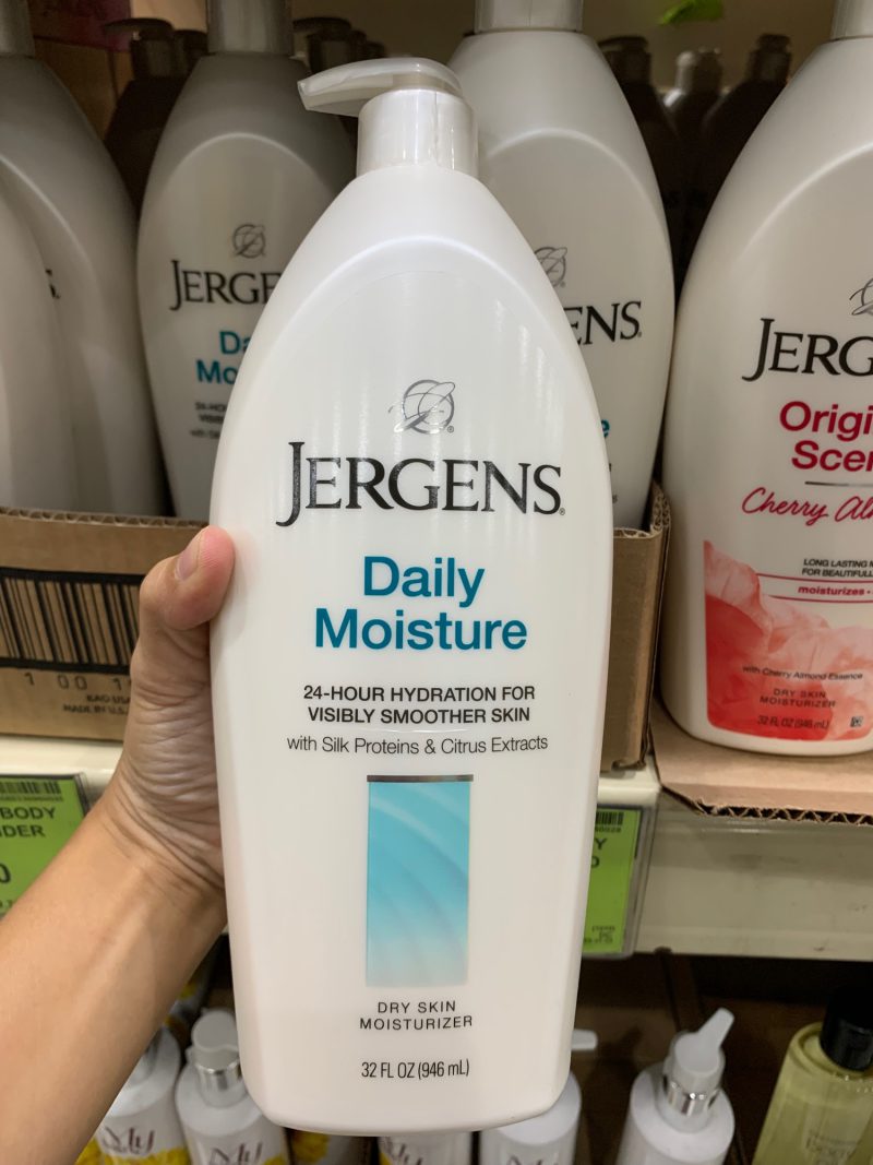 Jergens Daily Moisture Body Lotion (946ml)