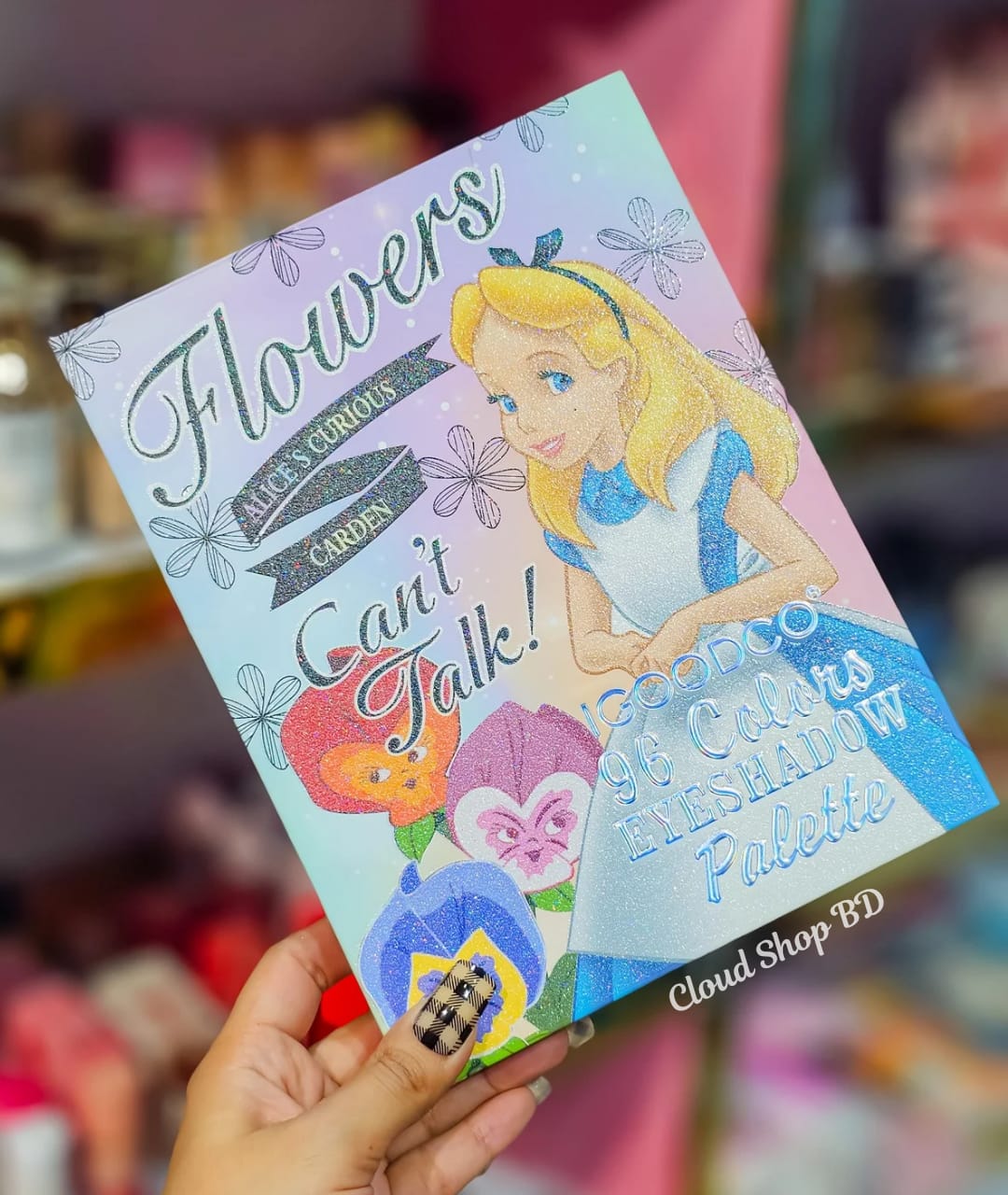IGOODCO Flowers Allce's Curious Carden Can't Talk 96 Color Eyeshadow Palette - Image 2