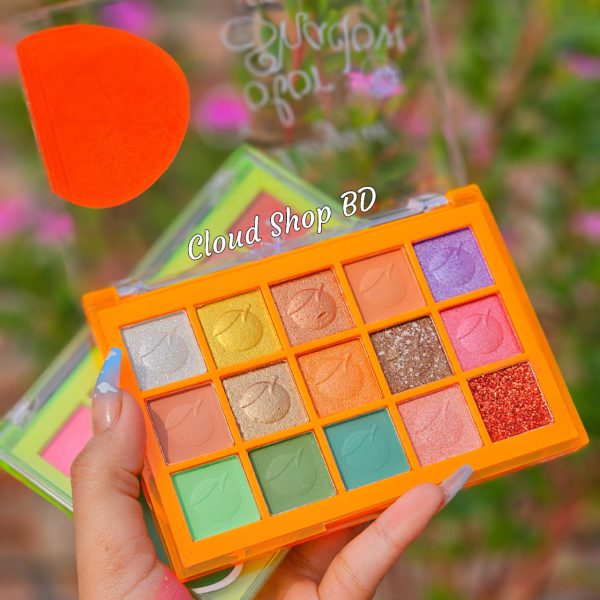 Luyisi 15 Color Eyeshadow Palette - Image 3