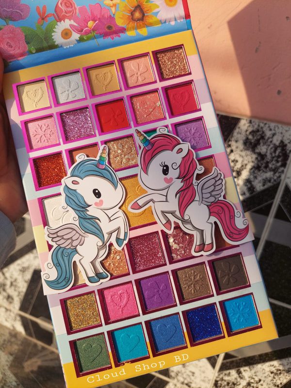 Via Letvass Unicorn  33 Color Eyeshadow Palette