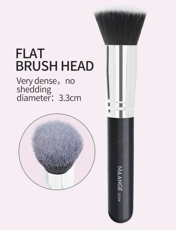 MAANGE Large Flaunt Beauty Foundation Brush - Image 2