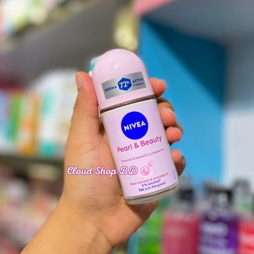 NIVEA Pearl and Beauty Deodorant Roll On - 50ml
