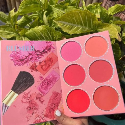 IGOODCO Fashion 4 in 1 Makeup Book - Image 3