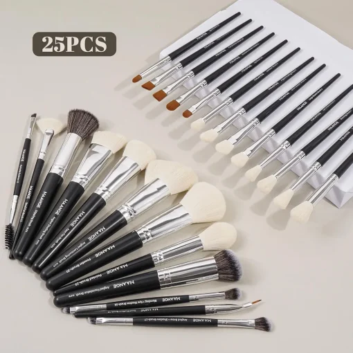 MAANGE 25 Pieces Professional Makeup Brush Set - White - Image 2