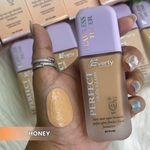 Everly beauties Perfect Skin Glow Foundation SPF15 - Image 3