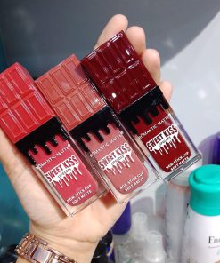 ROMANTIC Matte Sweet Kiss Lipgloss